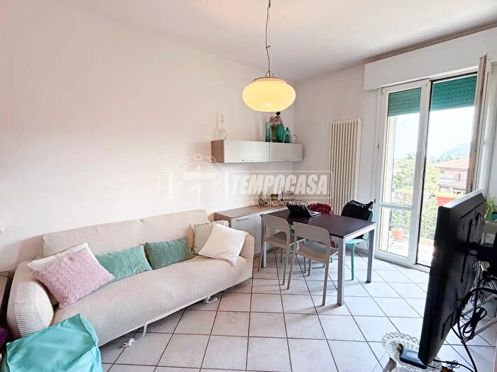 Appartamento trilocale in vendita in Casalecchio Di Reno