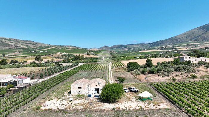 Casa bilocale in vendita in Contrada Balata Inici, Castellammare Del Golfo