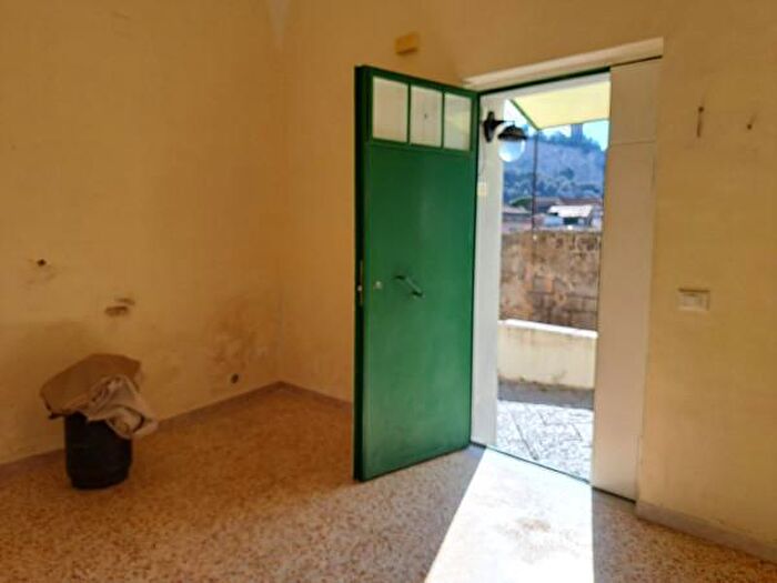 Appartamento trilocale in vendita in Via Belvedere, Maddaloni