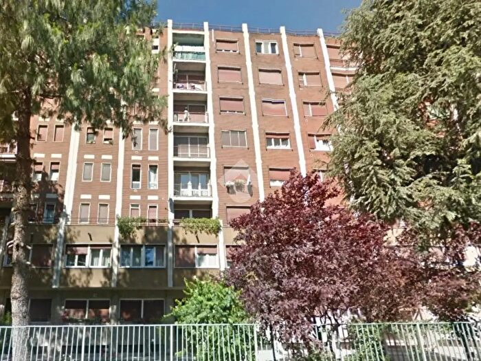Appartamento bilocale in affitto in Via Beldiletto, Milano