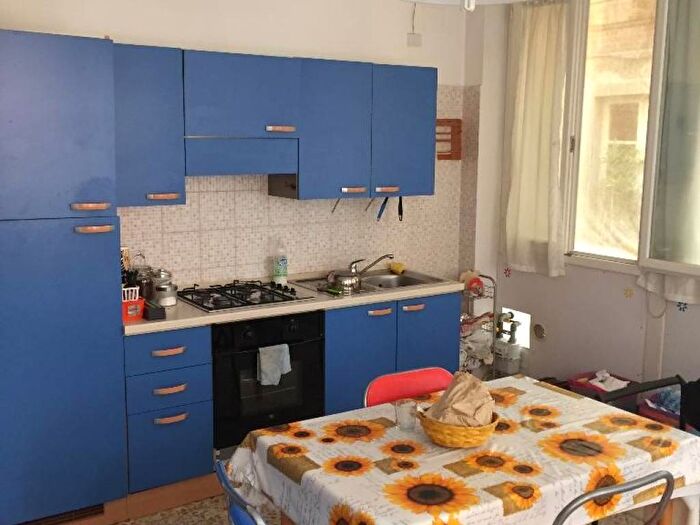 Appartamento trilocale in affitto in Via San Francesco, San Francesco, Pisa