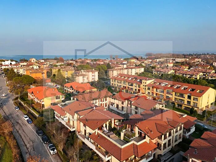 Appartamento bilocale in vendita in Via Tintoretto, Sirmione