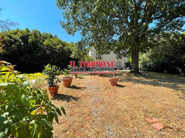 Casa con 6 locali in vendita in Via di Tiglio, Capannori