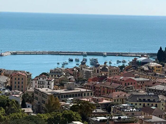 Casa con 6 locali in vendita in Via Roma, Santa Margherita Ligure