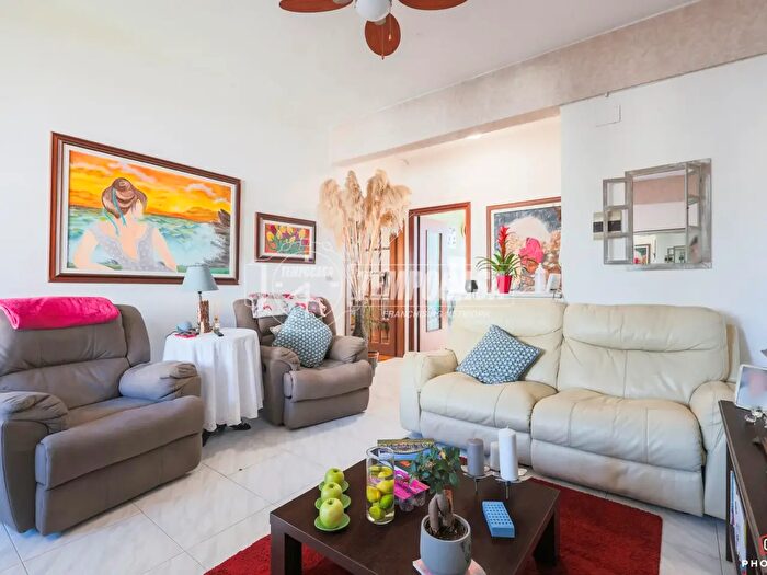 Appartamento con 5 locali in vendita in Via a Ghisleri, Livorno