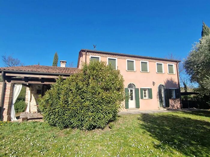 Casa con 8 locali in vendita in Via Tormene, Baone