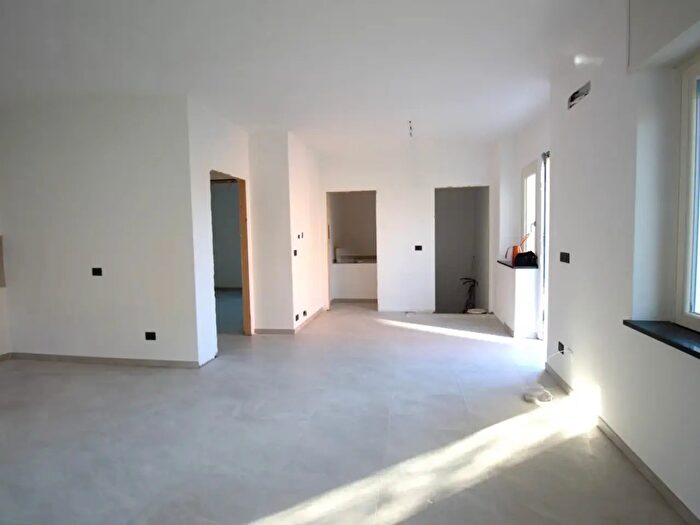 Appartamento trilocale in vendita in Via Ciriè, Caselette