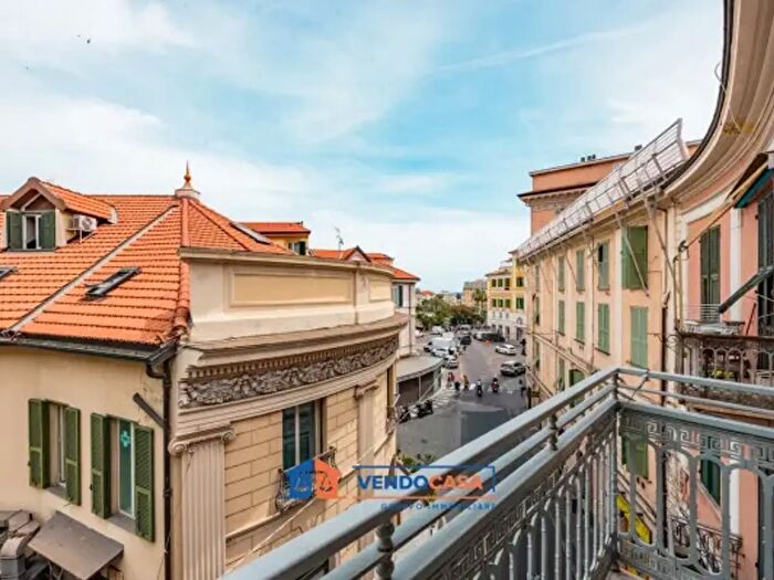 Appartamento quadrilocale in vendita in Via San Francesco, Sanremo