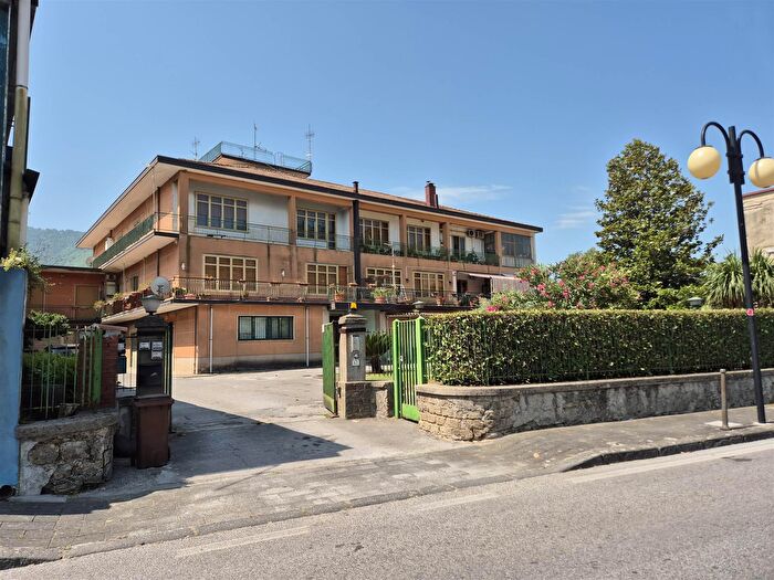 Appartamento con 6 locali in vendita in Via Carmine Amato, Mercato San Severino