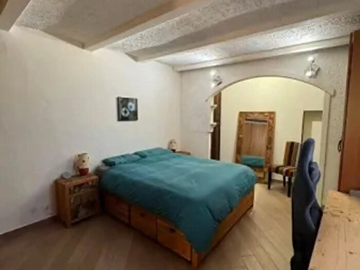 Casa con 6 locali in vendita in Strada Rebba, Ovada