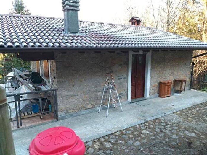Casa trilocale in vendita in Via Perletti, Oltre Il Colle