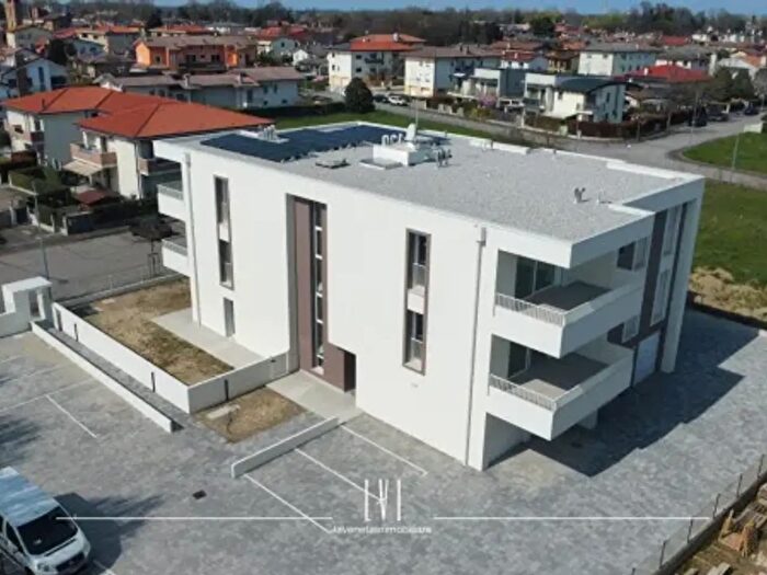 Appartamento quadrilocale in vendita in Via Monte Civetta, San Dona Di Piave
