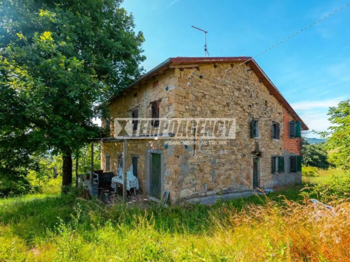 Appartamento con 5 locali in vendita in Via Serretta, Serramazzoni