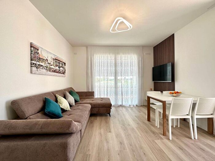 Appartamento trilocale in affitto in Via Franco Scaglione, Lido Est, Jesolo