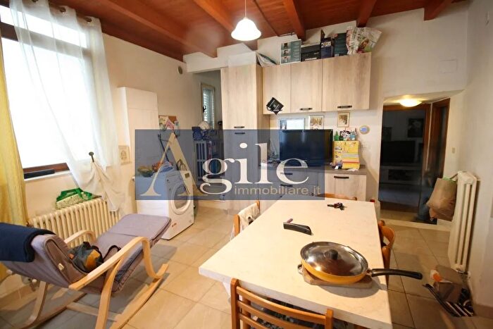 Casa quadrilocale in vendita in Via Piave, Spinetoli