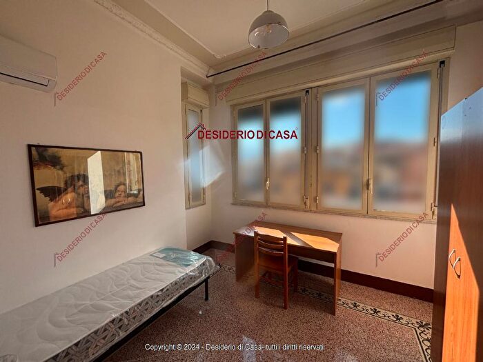 Appartamento quadrilocale in vendita in Via del Vespro Palermo Pa Italia, Palermo