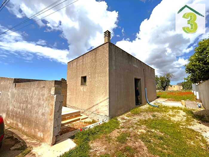 Casa in vendita in Tiggiano