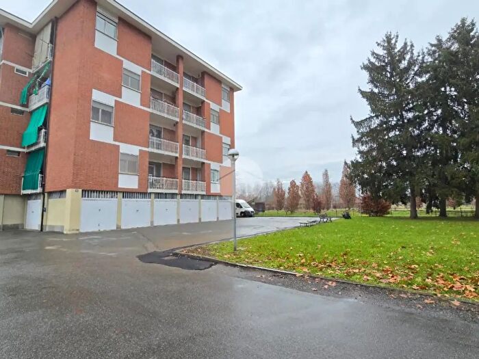 Appartamento quadrilocale in vendita in Viale Carlo Emanuele II, Venaria Reale