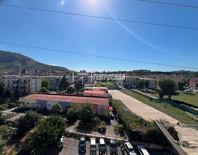 Appartamento bilocale in vendita in Via Zenone di Elea, Napoli