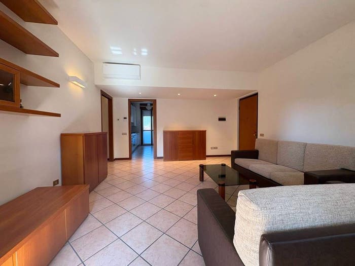 Appartamento trilocale in affitto in Via Tre Re, Centro, Brugherio