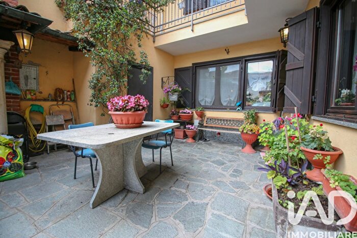 Appartamento con 6 locali in vendita in Via Trieste, San Benigno Canavese