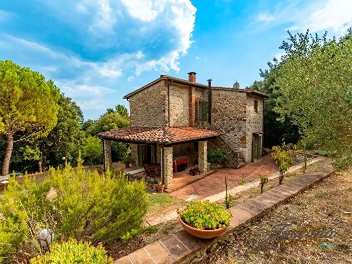 Casa quadrilocale in vendita in Podere, Civitella Paganico