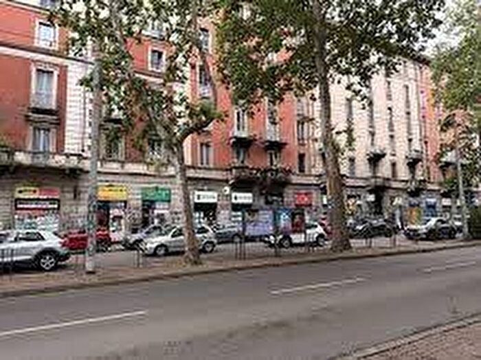 Appartamento trilocale in affitto in Viale Tibaldi, Corso San Gottardo, Milano