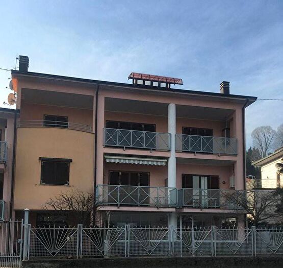 Appartamento monolocale in affitto in Via Libertà, Centro, Lavena Ponte Tresa
