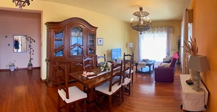 Appartamento con 6 locali in vendita in San Giuliano Terme