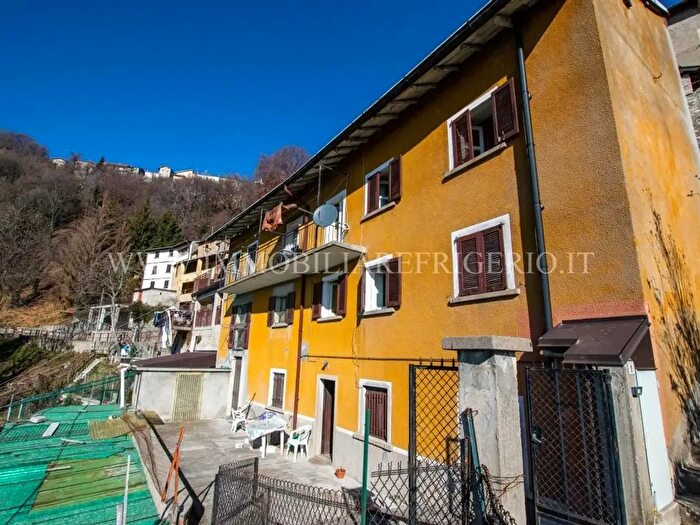 Casa quadrilocale in vendita in Via degli Alpini, Torre De' Busi