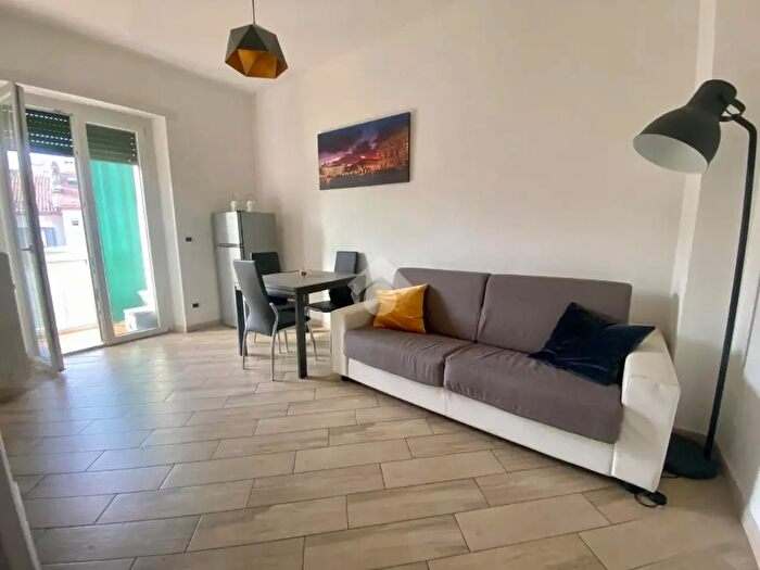 Appartamento bilocale in vendita in Via Leinì, Torino