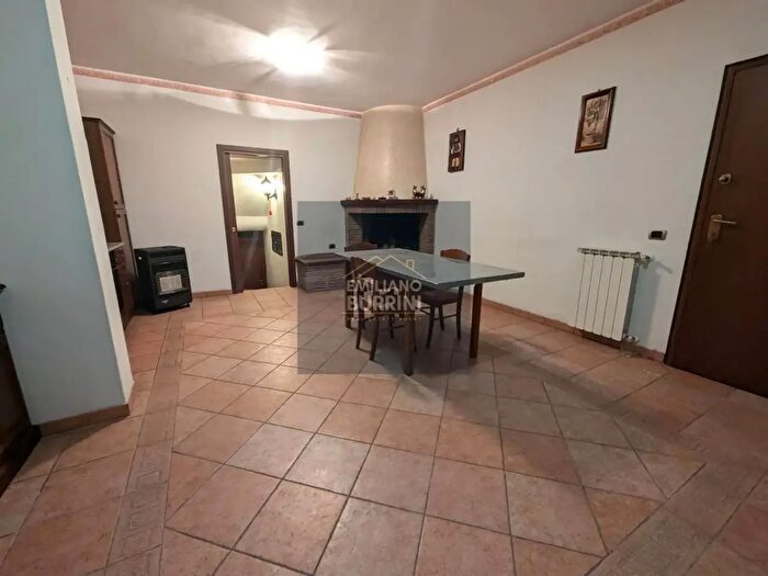 Appartamento con 6 locali in vendita in di Larviano, Terni