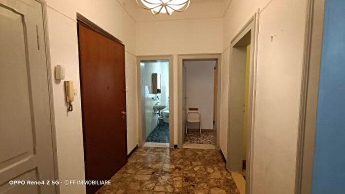 Appartamento trilocale in vendita in Via Carlo Maratta, Ancona