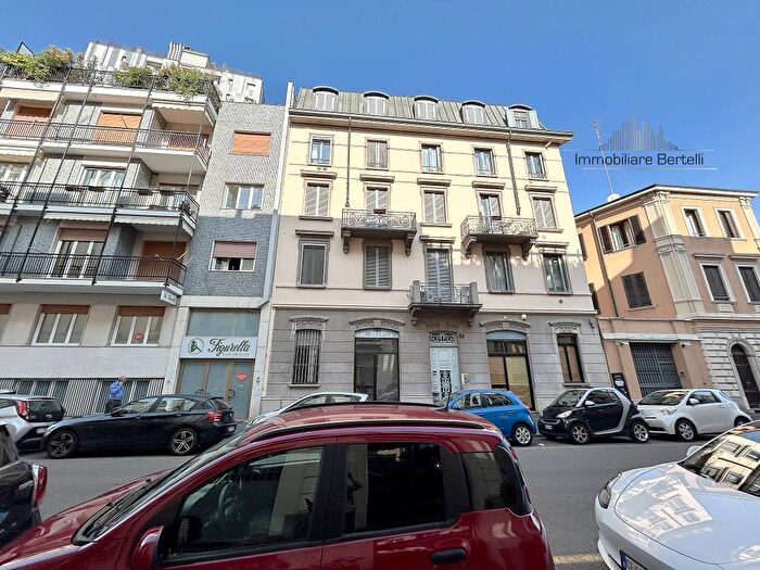 Appartamento bilocale in affitto in Via Carlo Botta, Porta Romana Medaglie dOro, Milano