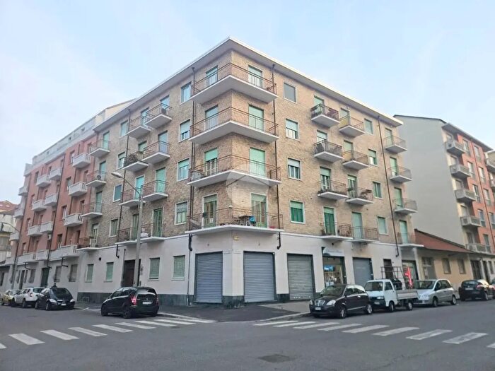 Appartamento bilocale in vendita in Via Viterbo, Torino