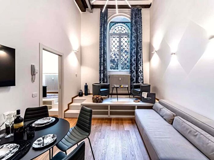 Appartamento bilocale in affitto in Viale Emilio Caldara, Quadronno Crocetta, Milano