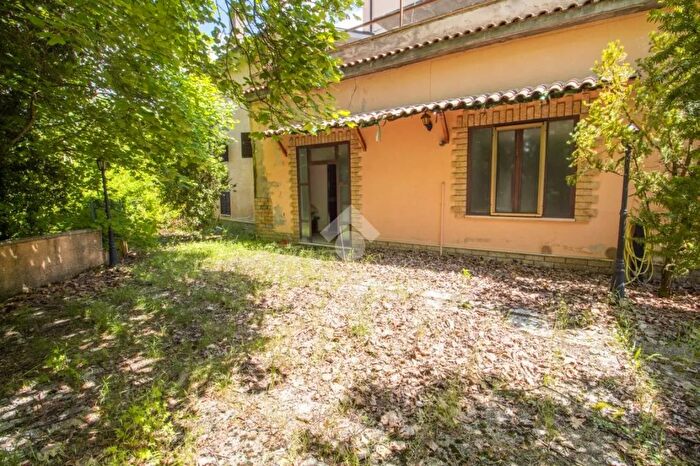 Appartamento quadrilocale in vendita in Loc Casali Caprioli, Petrella Salto