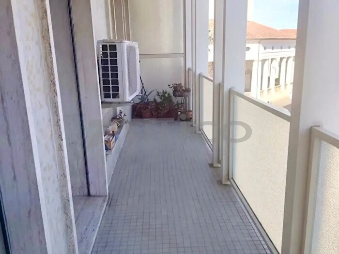 Appartamento con 6 locali in vendita in Via Quattro Novembre Ro, Rovigo