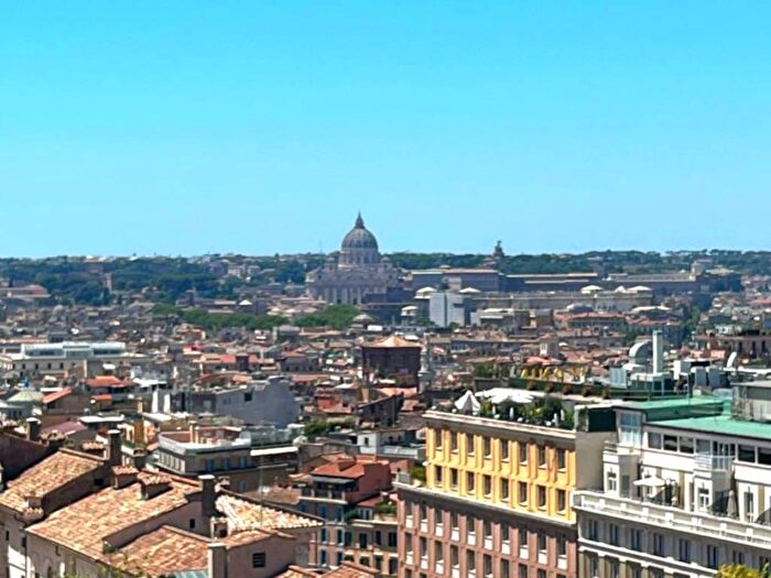 Casa bilocale in affitto in Salita di San Nicola da Tolentino, Barberini, Roma
