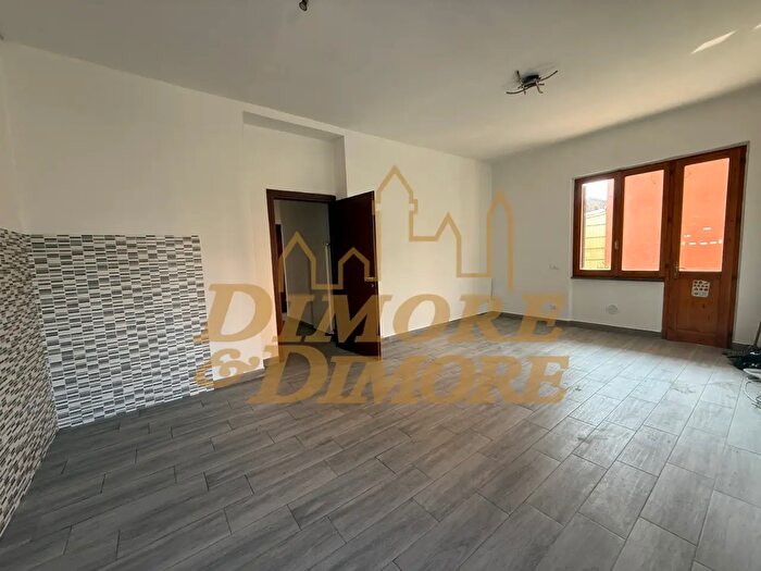 Appartamento quadrilocale in vendita in Via Oberdan, Omegna