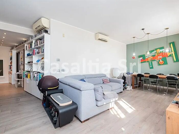 Appartamento con 5 locali in vendita in Tartaglia, Milano