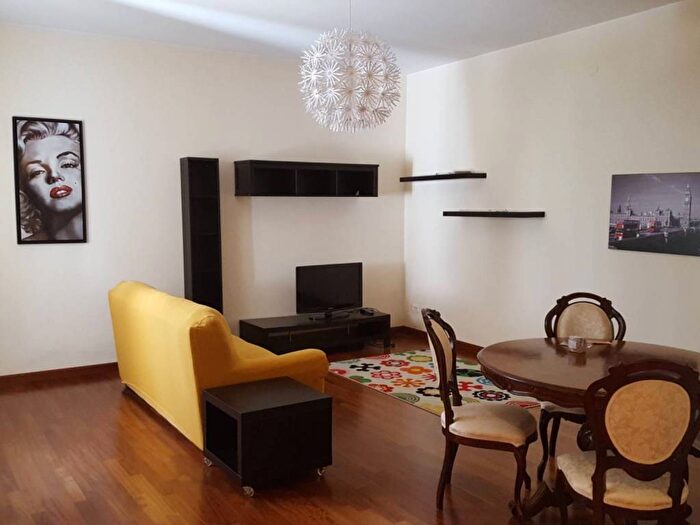 Appartamento bilocale in affitto in Via Cristoforo Poggiali, Centro Storico, Piacenza