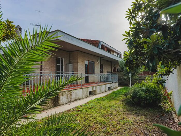 Appartamento bilocale in vendita in Via Salvatore Gallotti, Roma