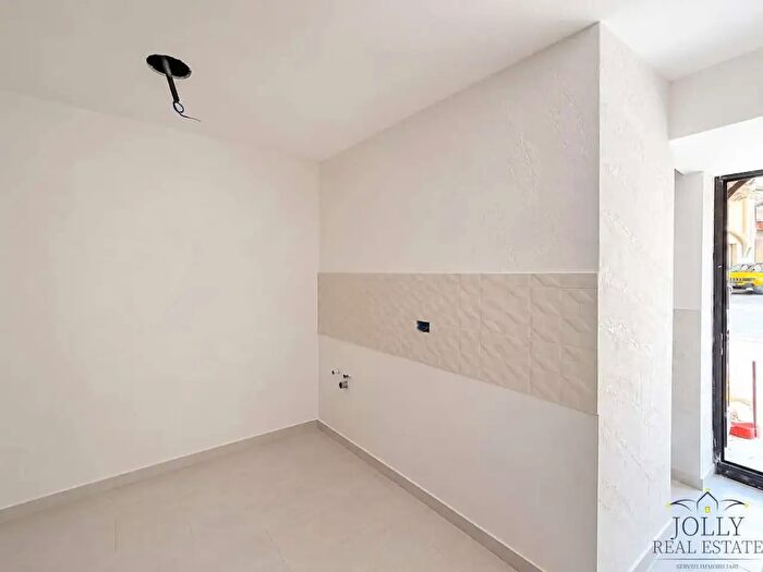 Appartamento monolocale in vendita in Via dei Mergulensi, Siracusa