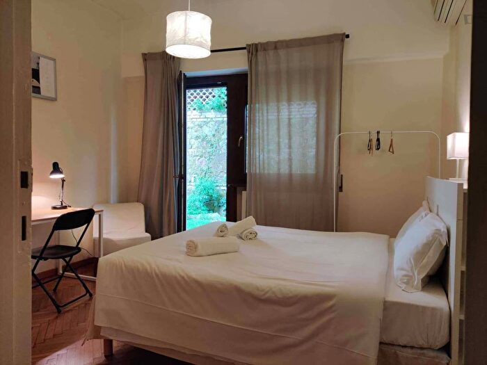 Appartamento quadrilocale in affitto in Via Nera, Africano Villa Chigi, Roma