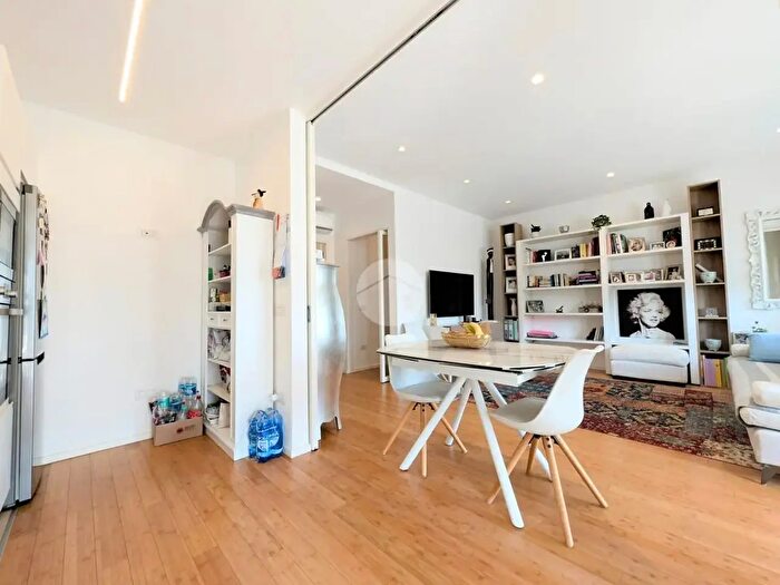 Appartamento quadrilocale in vendita in Via Alzaia, Treviso