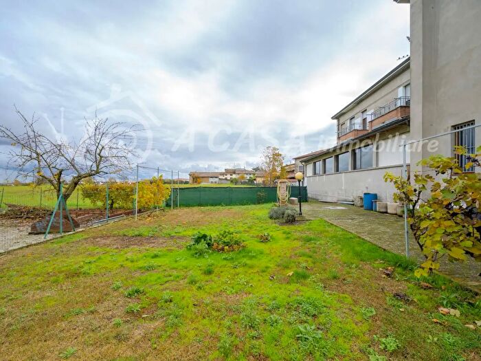 Appartamento trilocale in vendita in Via Dante Alighieri, Felino