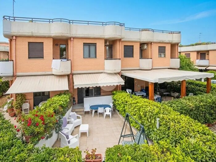 Casa trilocale in vendita in Strada Statale Sud, Vasto