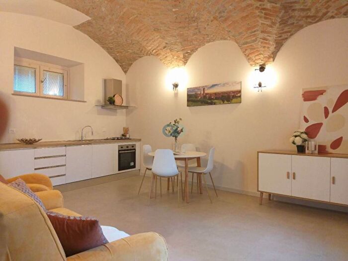 Appartamento bilocale in affitto in Via Fabio Filzi, Lonato, Lonato del Garda