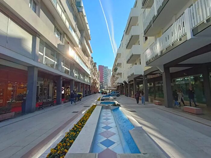 Appartamento bilocale in vendita in Via Giuseppe Jappelli, Abano Terme